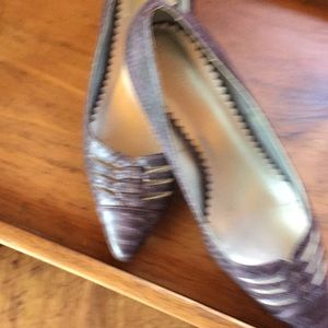 Lane Bryant Shoes - Size 8.5 Wide Lane Bryant cute purple black shoes Lane Bryant Shoes - Size 8.5 Wide Lane Bryant cute purple black shoes